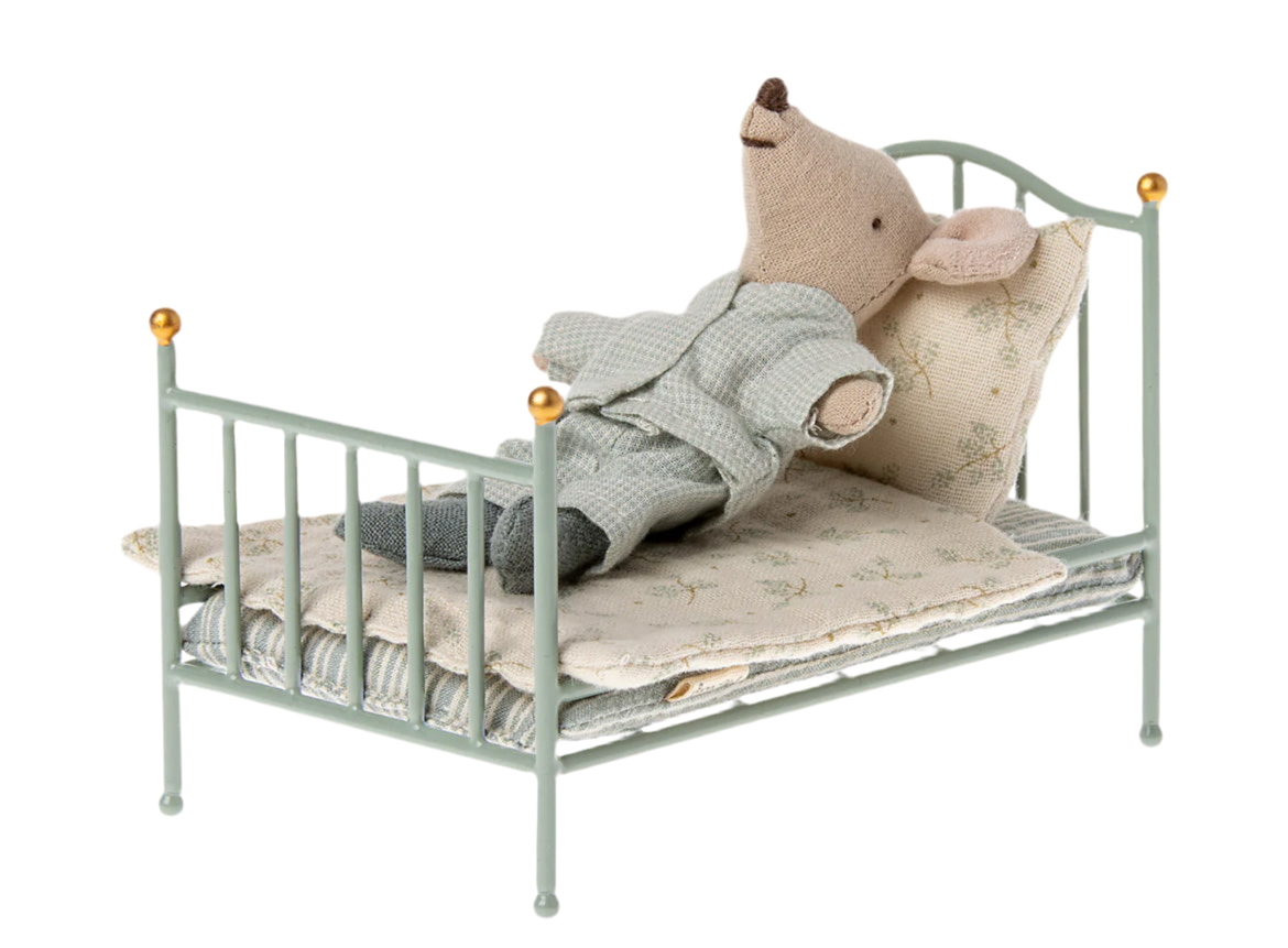 Vintage bed Mouse-mint