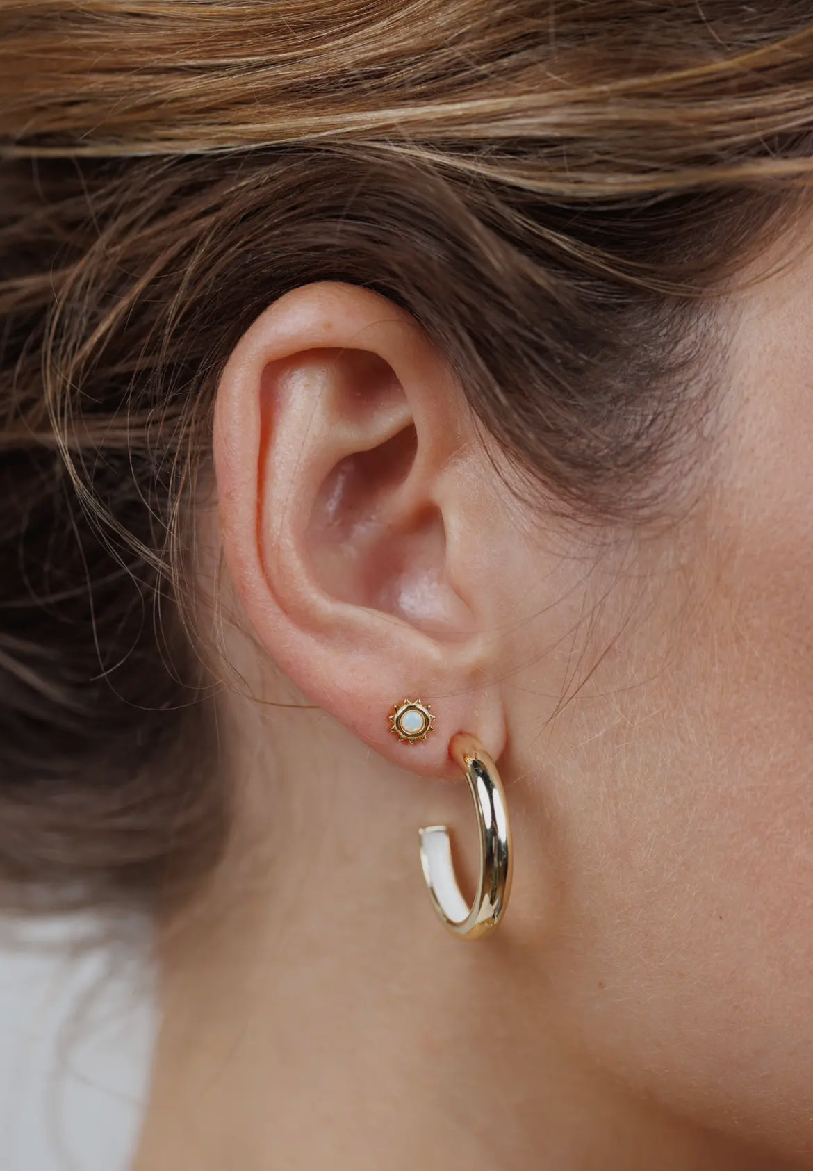 Sun stud- white opal